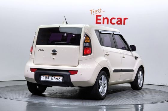 Kia Soul Gasoline 1.6 Smart — пробег 84 297 км — фото 2 из 5