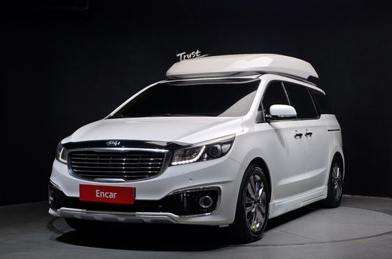 Kia Carnival 9-seater Hi-Limousine Prestige — пробег 114 954 км — фото 1 из 5