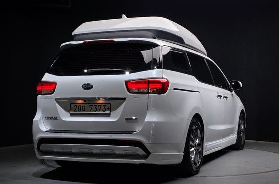 Kia Carnival 9-seater Hi-Limousine Prestige — пробег 114 954 км — фото 2 из 5