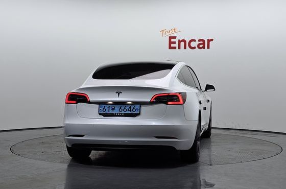 Tesla Model 3 Standard Range Plue — пробег 96 525 км — фото 4 из 5