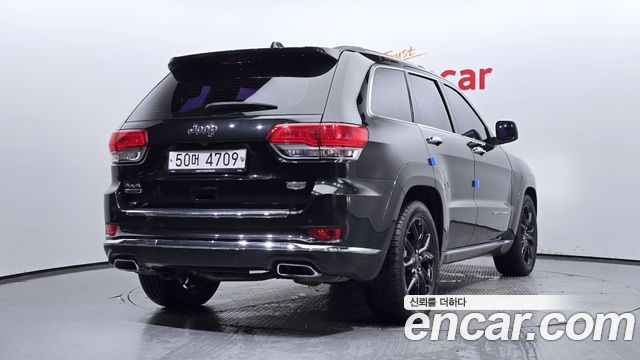 Jeep Cherokee 3.0 Diesel Overland Summit WK2 — пробег 77 993 км — фото 2 из 5