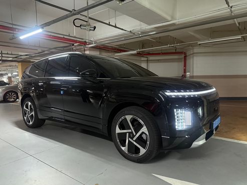 Hyundai Ioniq9 Performance Type AWD 6-Seater Prestige — пробег 500 км — фото 2 из 5