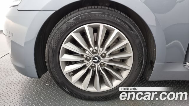 Hyundai Equus из Кореи Encar