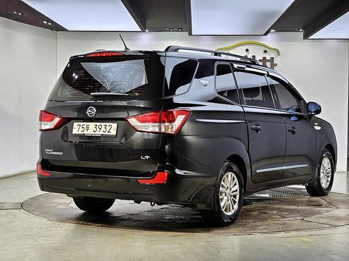 Ssangyong KORANDO 4WD LT 11-seater — пробег 163 991 км — фото 2 из 5