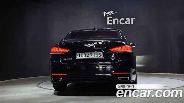 Hyundai Genesis из Кореи Encar