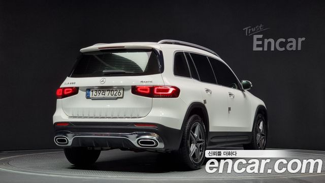 Mercedes-Benz GLB-Class из Кореи Encar