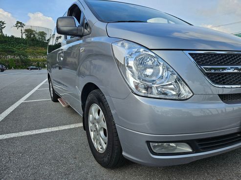 Hyundai Starex 12-Seater Wagon CVX Luxury — пробег 135 325 км — фото 2 из 5