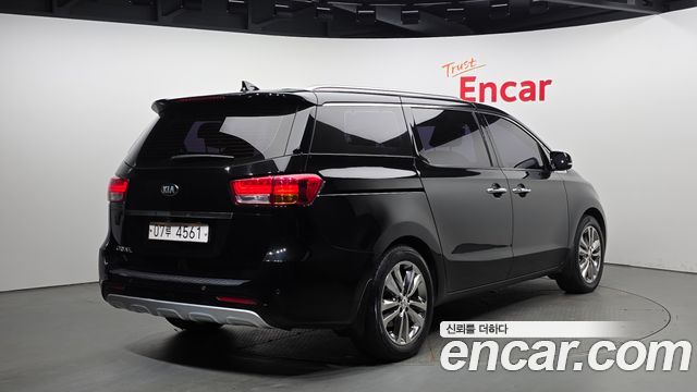Kia Carnival из Кореи Encar