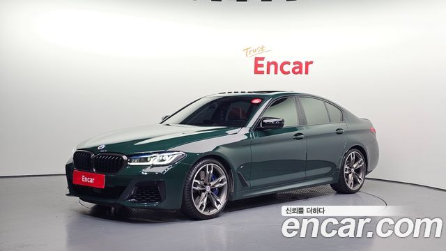 BMW 5-Series M550i xDrive — пробег 55 877 км — фото 1 из 5