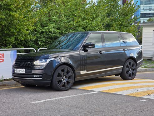 Land Rover Range Rover 4.4 SDV8 AB LWB DIESEL — пробег 76 000 км — фото 2 из 5