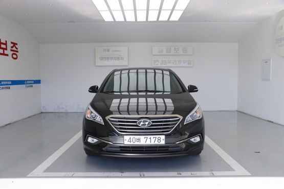 Hyundai Sonata 2.0 Smart — пробег 127 349 км — фото 2 из 5