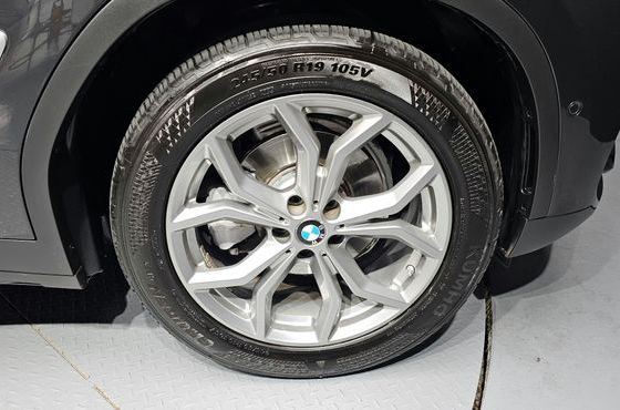 BMW X3 xDrive 20d — пробег 80 807 км — фото 5 из 5