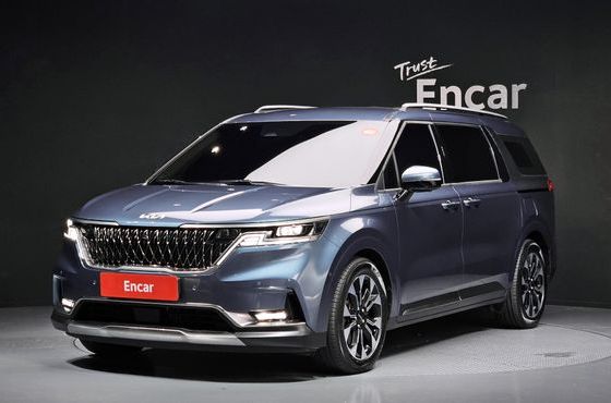 Kia Carnival 9-Seater Signature — пробег 77 467 км — фото 1 из 5