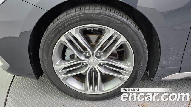 Hyundai Grandeur 2.4 Premium — пробег 67 540 км — фото 5 из 5