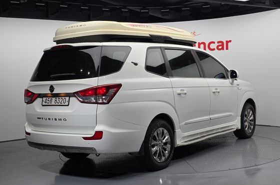 Ssangyong KORANDO 4WD Outdoor Edition 9-seater — пробег 132 760 км — фото 2 из 5