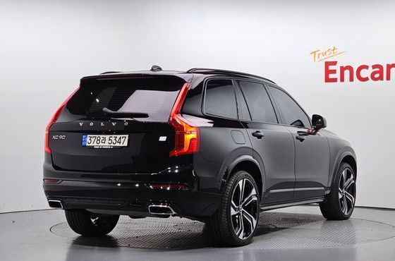 Volvo XC90 T8 R-Design Hybrid — пробег 35 009 км — фото 2 из 5