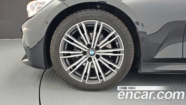 BMW 3-Series из Кореи Encar