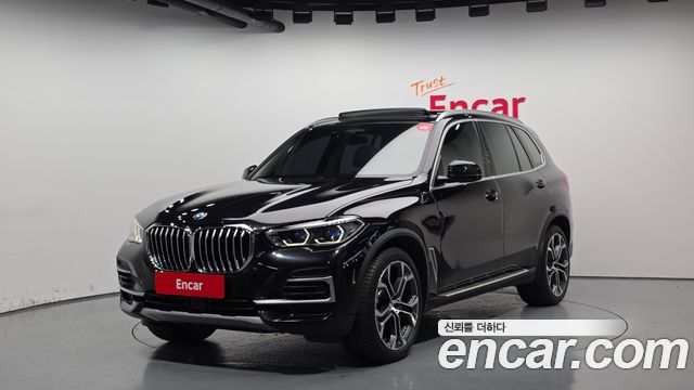 BMW X5 xDrive 40i xLine — пробег 22 211 км — фото 1 из 5