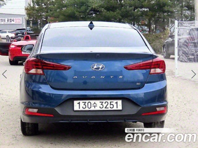 Hyundai AVANTE из Кореи Encar