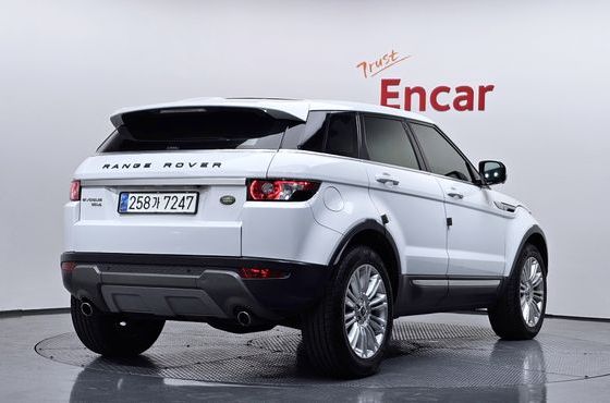 Land Rover Range Rover Evoque 2.2 SD4 Prestige — пробег 159 722 км — фото 2 из 5