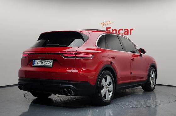 Porsche Cayenne 3.0 — пробег 37 017 км — фото 2 из 5