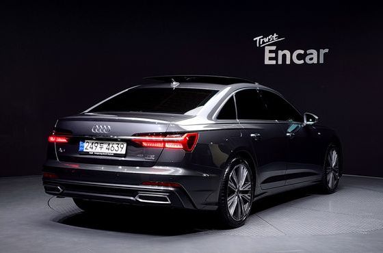 Audi A6 45 TFSI Quattro Premium — пробег 52 621 км — фото 2 из 5