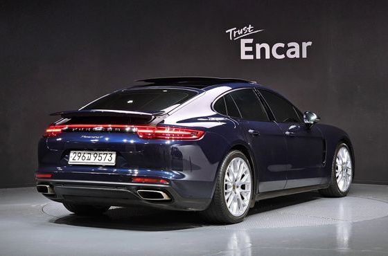 Porsche Panamera 3.0 AWD — пробег 88 767 км — фото 2 из 5