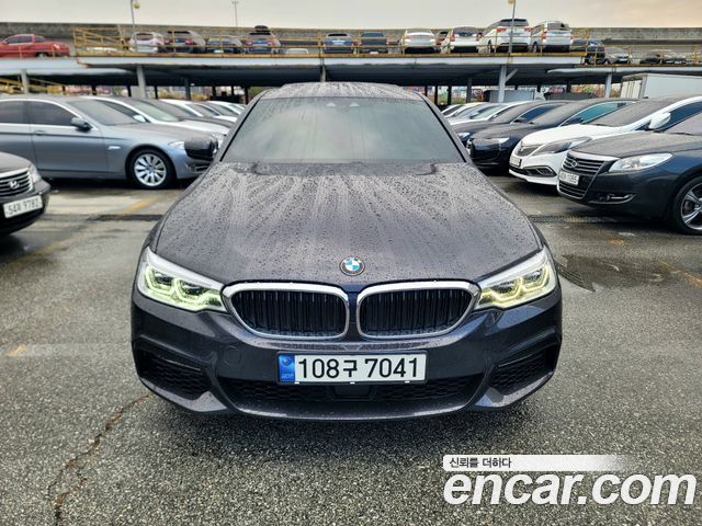 BMW 5-Series 530i M Sport Package — пробег 188 136 км — фото 1 из 5