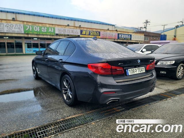 BMW 5-Series 530i M Sport Package — пробег 188 136 км — фото 4 из 5