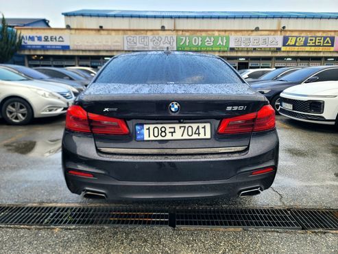 BMW 5-Series 530i M Sport Package — пробег 188 136 км — фото 5 из 5