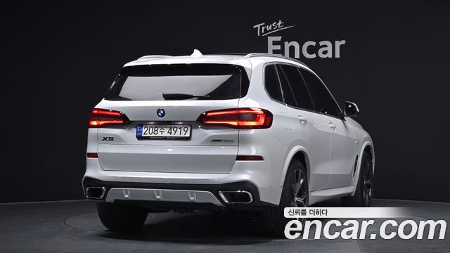 BMW X5 xDrive 30d M Sport — пробег 48 065 км — фото 2 из 5