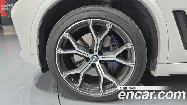BMW X5 xDrive 30d M Sport — пробег 48 065 км — фото 5 из 5