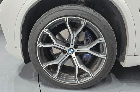 BMW X5 xDrive 30d M Sport — пробег 48 065 км — фото 5 из 5