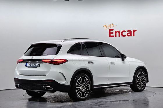 Mercedes-Benz GLC-Class GLC300 4MATIC AMG Line — пробег 5 869 км — фото 2 из 5