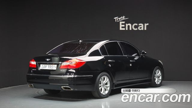 Hyundai Genesis из Кореи Encar