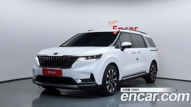 Kia Carnival 9-Seater Signature — пробег 93 125 км — фото 1 из 5
