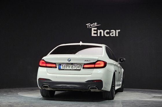 BMW 5-Series 520i M Sport — пробег 34 459 км — фото 4 из 5