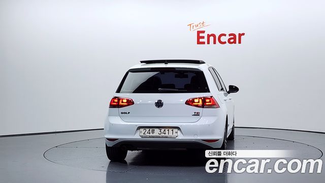 Volkswagen Golf из Кореи Encar