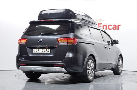 Kia Carnival 9-seater Prestige — пробег 121 189 км — фото 2 из 5