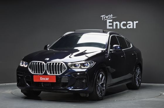 BMW X6 xDrive40i M Sport — пробег 29 778 км — фото 1 из 5