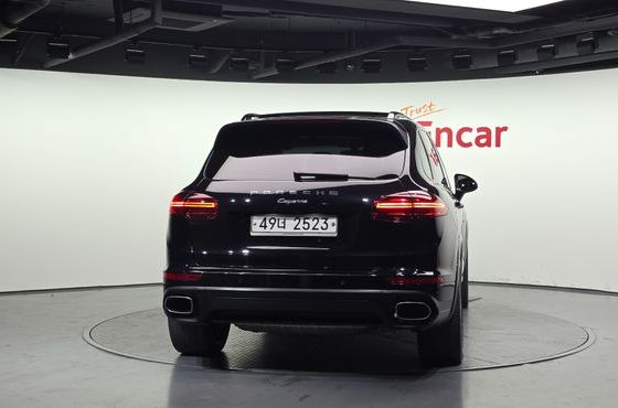 Porsche Cayenne 3.0 Diesel Platium Edition 958 — пробег 164 749 км — фото 4 из 5