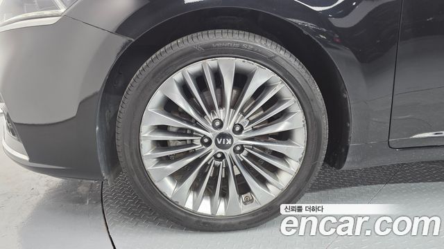 Kia K7 из Кореи Encar