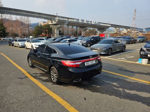 Hyundai Grandeur HG240 Luxury — пробег 135 323 км — фото 4 из 5