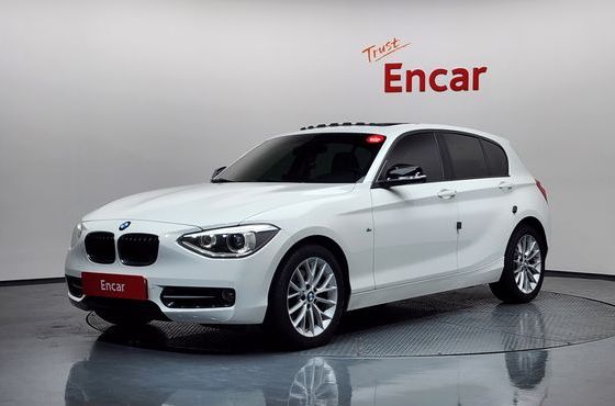 BMW 1-Series 118d Sport 5Door — пробег 76 960 км — фото 1 из 5