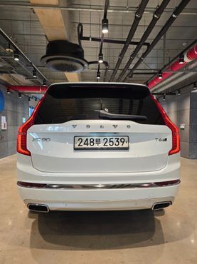 Volvo XC90 T6 Inscription — пробег 110 000 км — фото 4 из 5