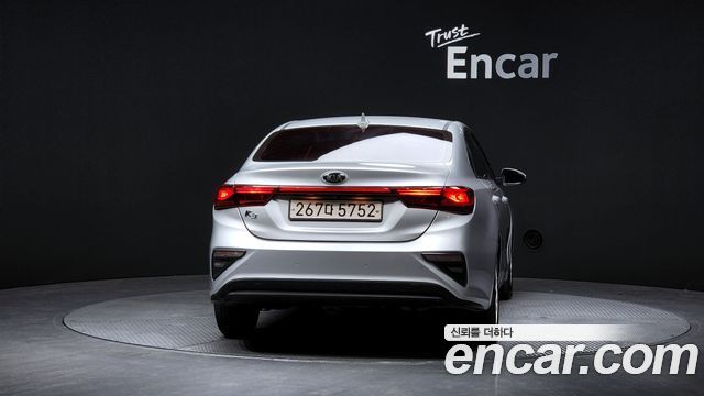 Kia K3 из Кореи Encar