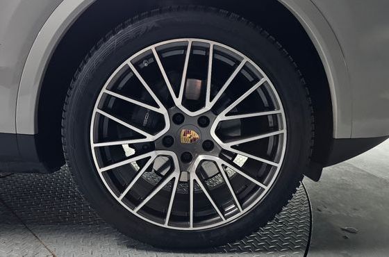 Porsche Cayenne 3.0 — пробег 20 797 км — фото 5 из 5