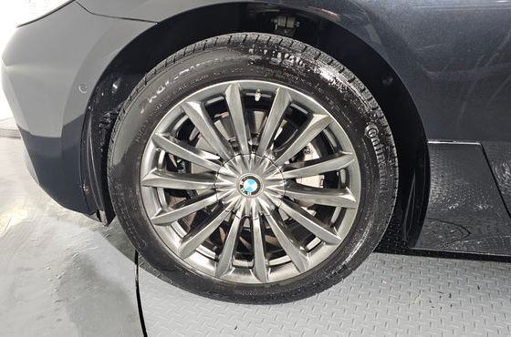 BMW Gran Turismo 630i xDrive Luxury — пробег 32 595 км — фото 5 из 5