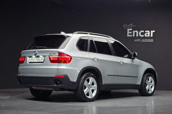 BMW X5 xDrive 30d — пробег 215 349 км — фото 2 из 5