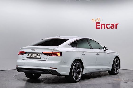 Audi A5 45 TFSI Quattro Premium Sportback — пробег 108 944 км — фото 2 из 5